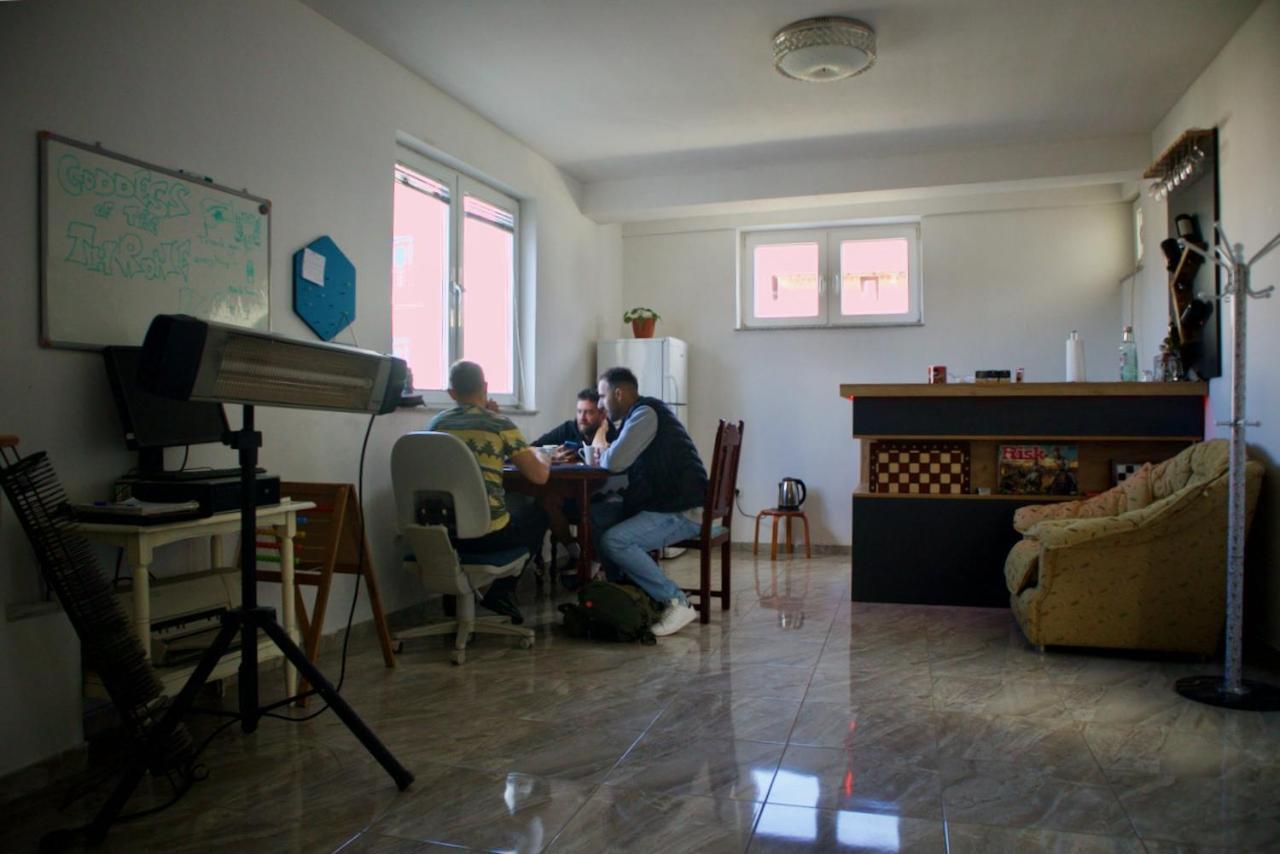 Got Prishtina Hostel Priştine Dış mekan fotoğraf